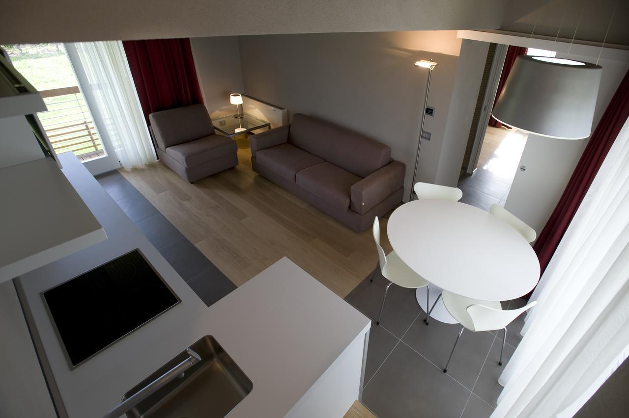 Casa Nelle Vigne Apartment Castiglione Tinella Luaran gambar