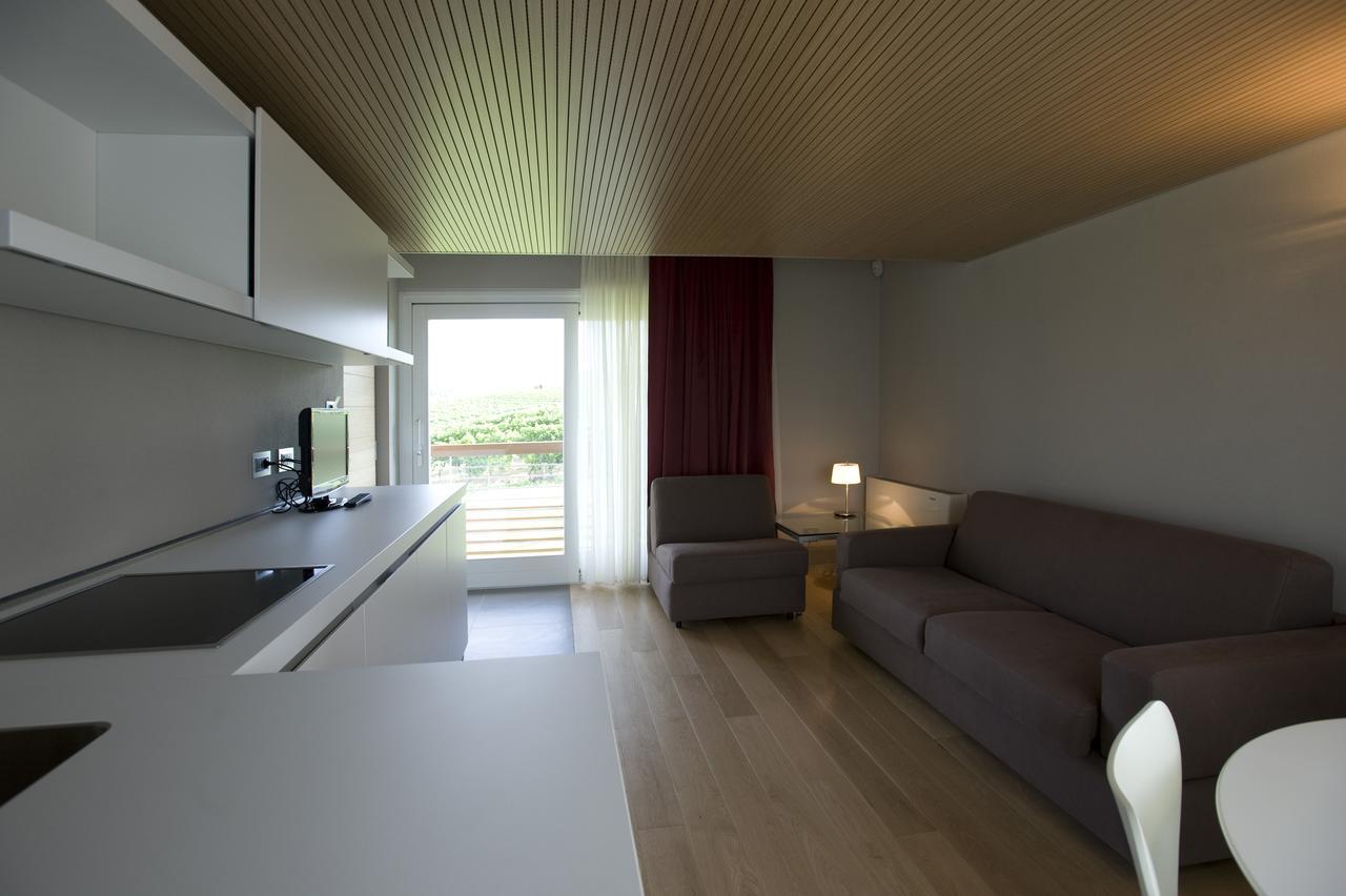 Casa Nelle Vigne Apartment Castiglione Tinella Luaran gambar