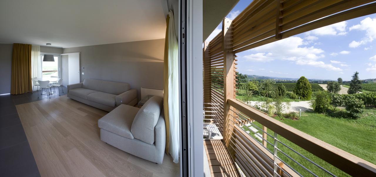 Casa Nelle Vigne Apartment Castiglione Tinella Luaran gambar