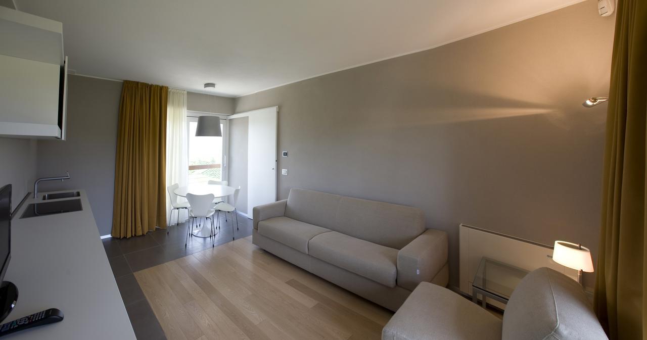 Casa Nelle Vigne Apartment Castiglione Tinella Luaran gambar