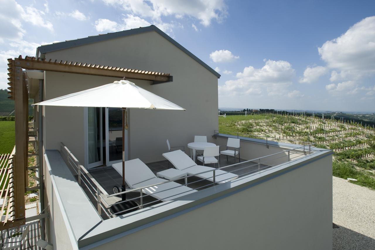 Casa Nelle Vigne Apartment Castiglione Tinella Luaran gambar